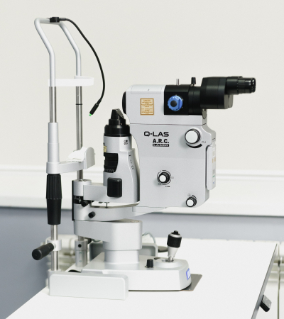 Офтальмологический YAG-лазер